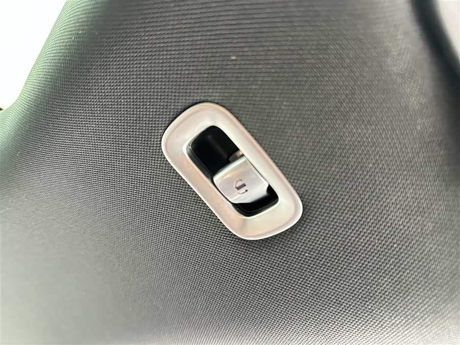 Mercedes-Benz Maybach S Class 2021 car image #17