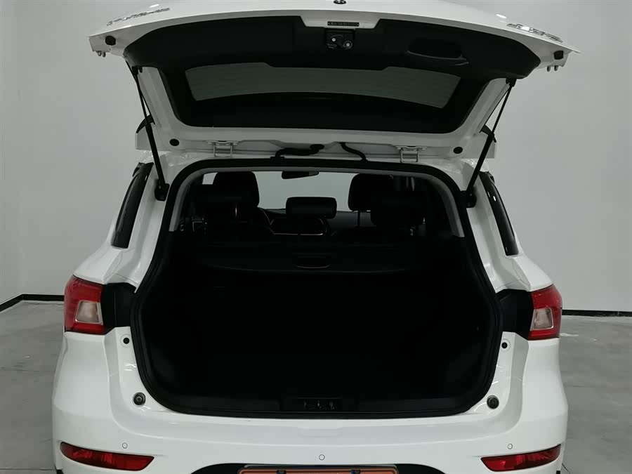 GAC Trumpchi GS4 2017 #17 GAC Trumpchi GS4 2017 car image #17