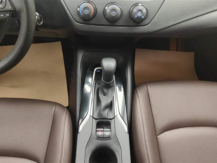 丰田 凯美瑞 2018 汽车图片 #17