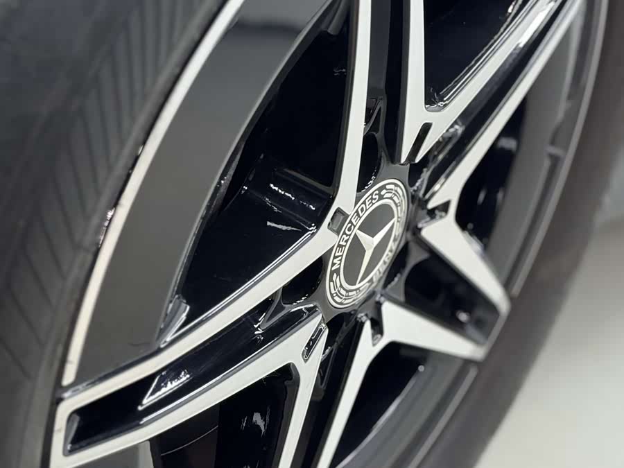 Mercedes-Benz EQB Class 2023 car image #17