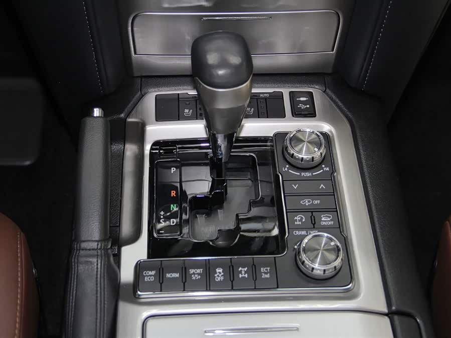 Toyota 2020 car image #17