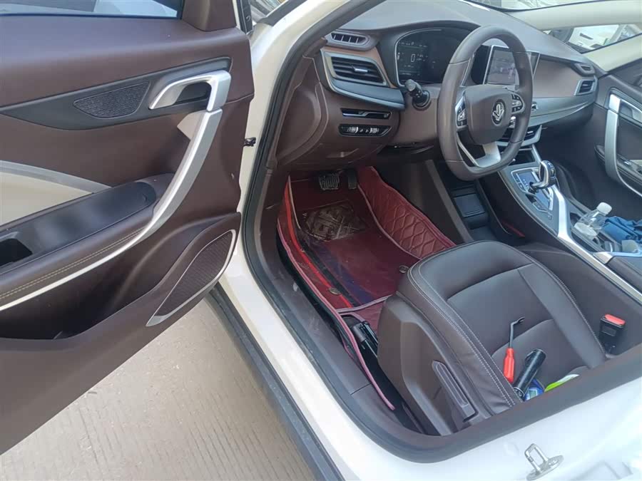 睿蓝汽车 枫叶80v 2021 汽车图片 #17