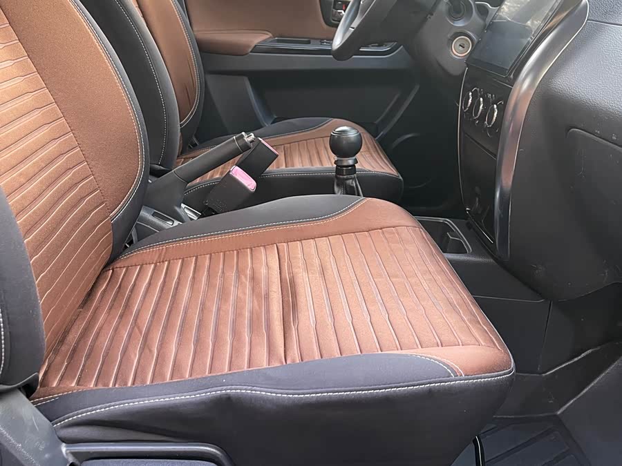 铃木 天语 SX4 2015 汽车图片 #17