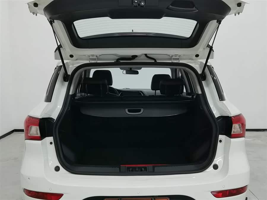 GAC Trumpchi GS4 2018 #17 GAC Trumpchi GS4 2018 car image #17