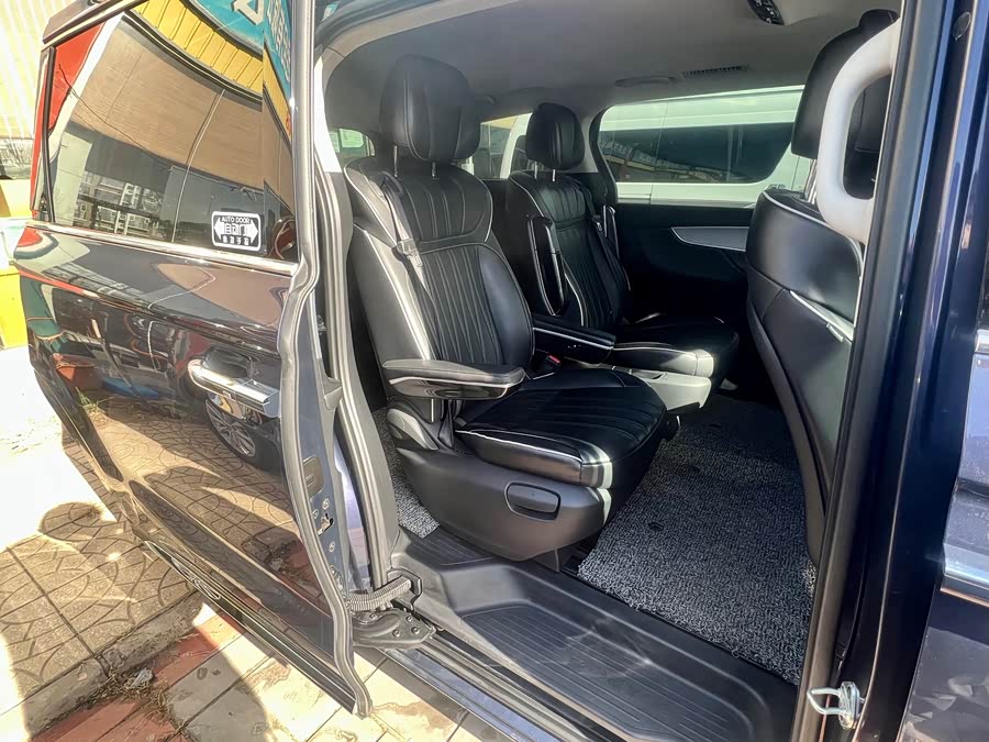 荣威 荣威iMAX8 2022 汽车图片 #17