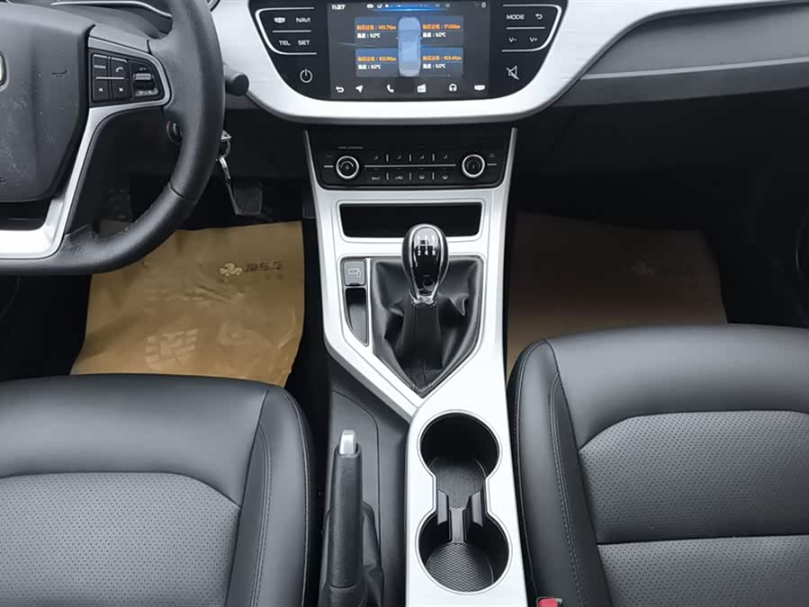 GEELY Vision 2019 car image #17