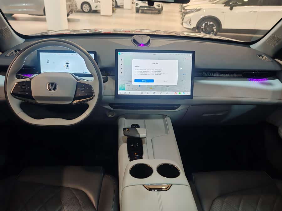 Changan UNI-Z PHEV 2024 car image #17