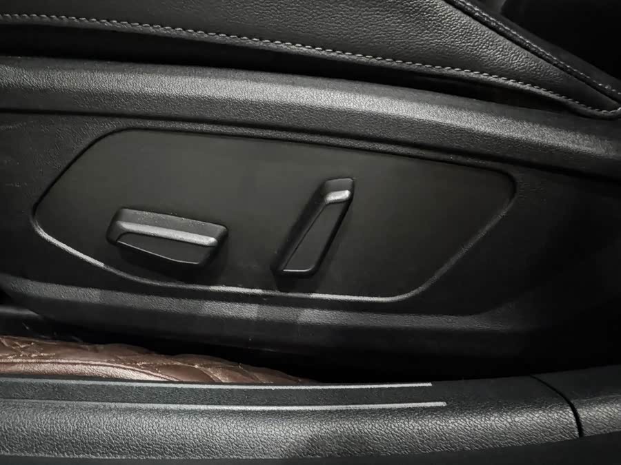 现代 伊兰特 2022 汽车图片 #17