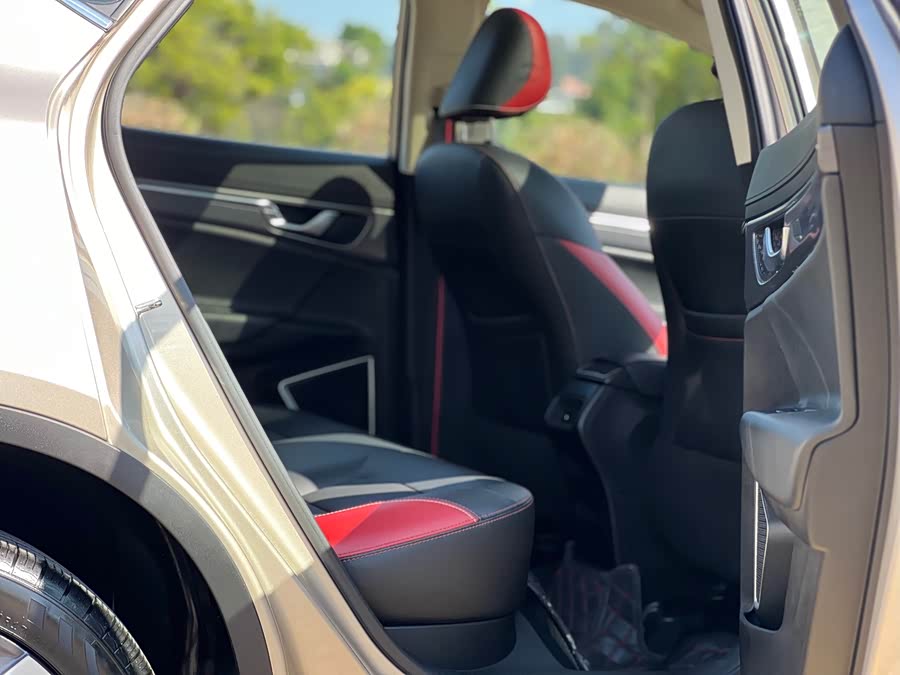 GEELY Emgrand GS 2021 car image #17