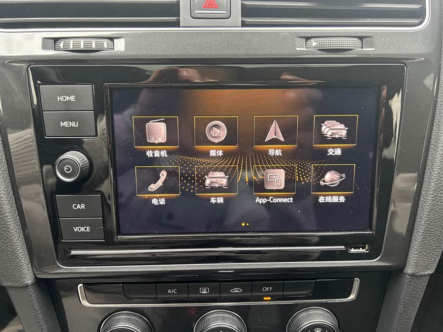 Volkswagen Golf 2019 #17 Volkswagen Golf 2019 car image #17