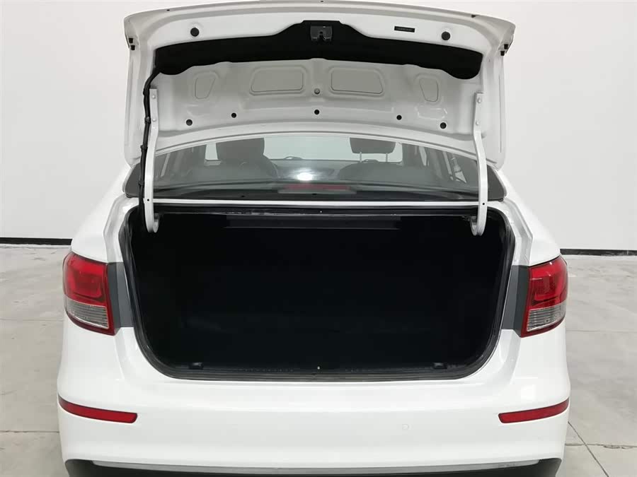 起亚 起亚K2 2015 汽车图片 #17