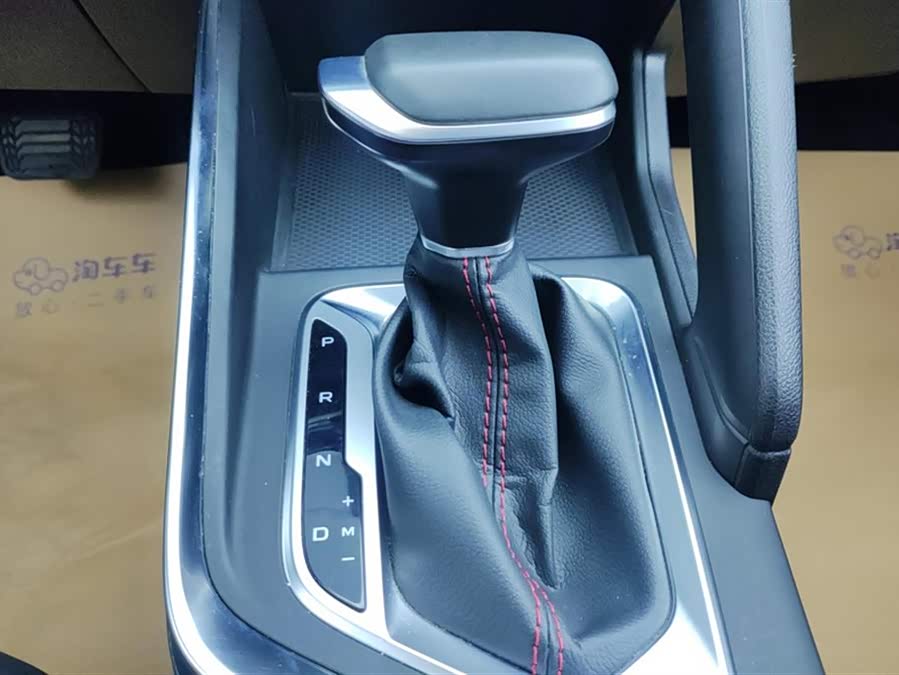 GEELY Vision X3 2021 car image #17