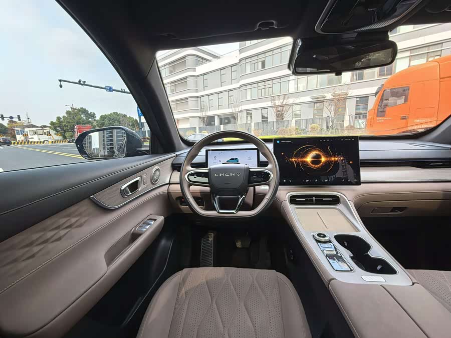 Chery Tiggo 8 Plus 2024 image de voiture #17