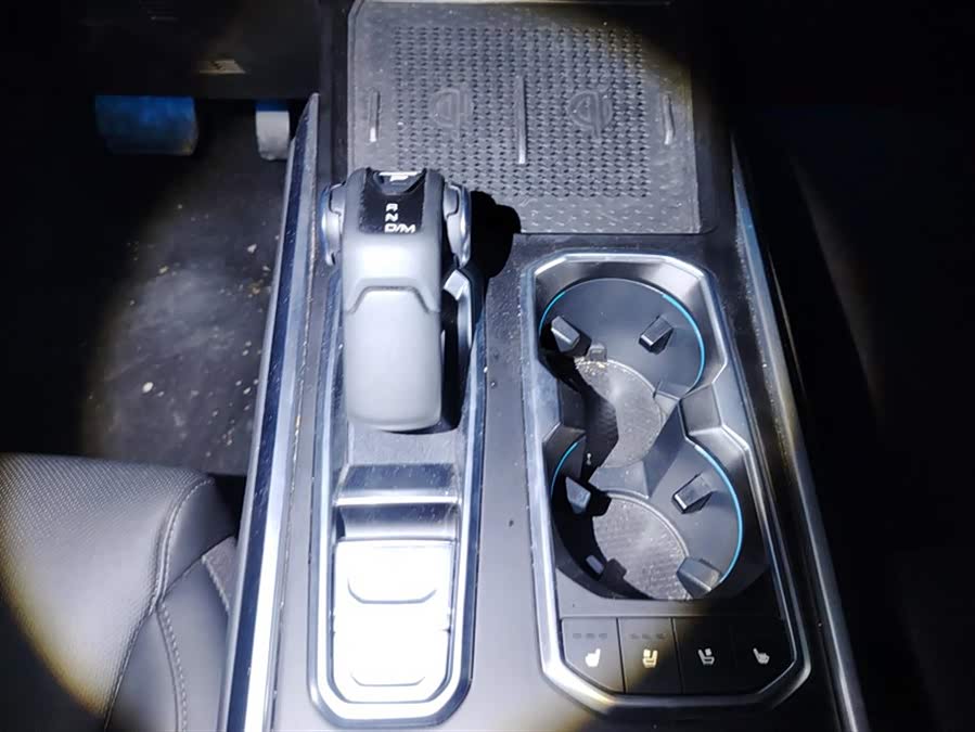 Tank 400 2024 #17 Tank 400 2024 imagen de coche #17