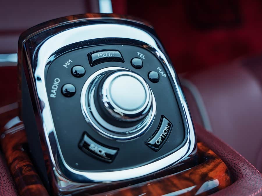 劳斯莱斯 幻影 2016 汽车图片 #17