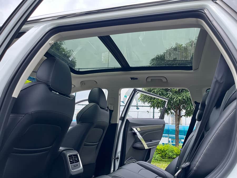GEELY Boyue 2020 image de voiture #17