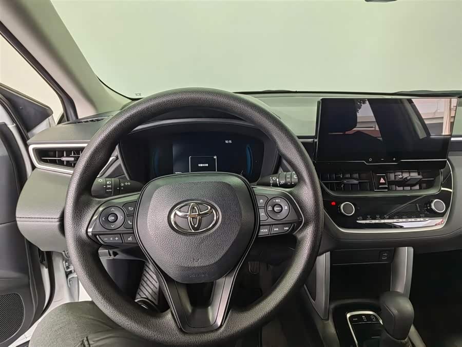 Toyota Corolla Cross 2024 car image #17