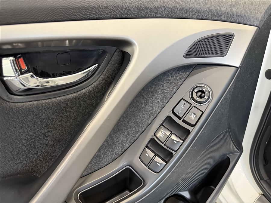 Hyundai Elantra MD 2013 car image #17