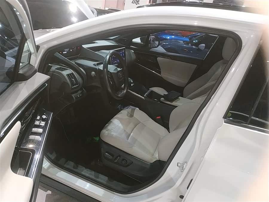 Toyota bZ4X 2022 immagine di auto #17