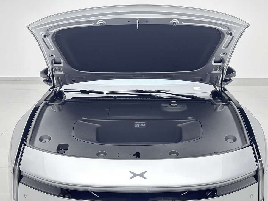 小鹏 小鹏P7 2025 汽车图片 #17