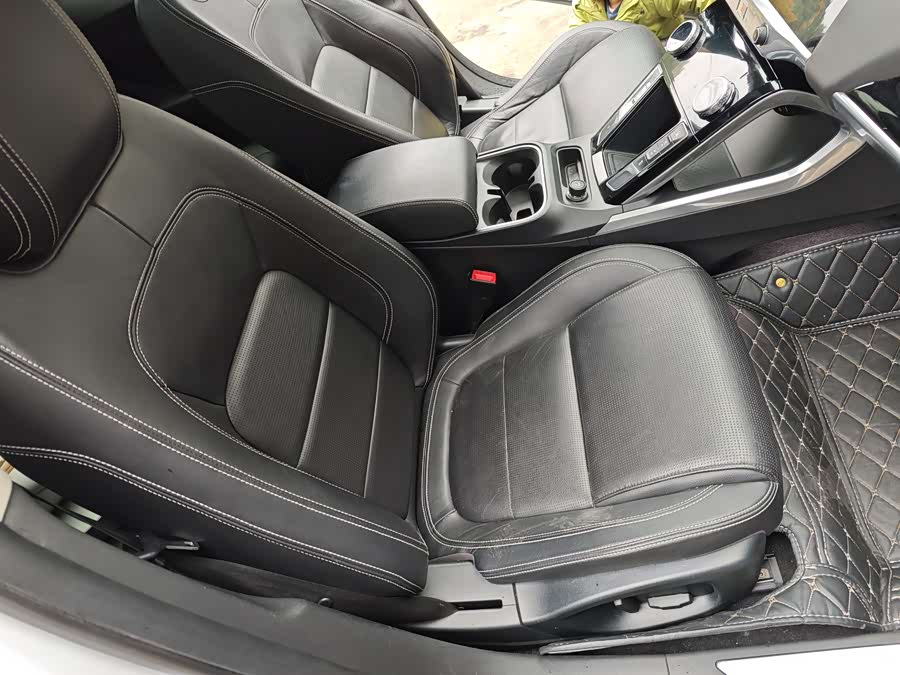 2019 #17 2019 car image #17