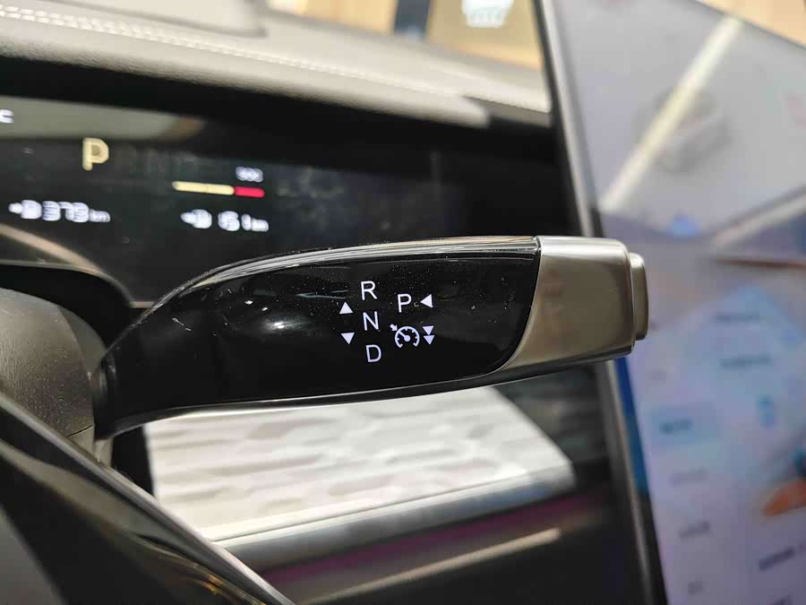 哪吒汽车 哪吒S 2023 汽车图片 #17