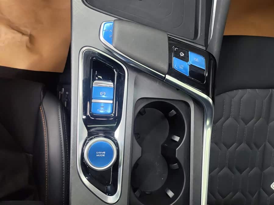 Changan UNI-T 2022 immagine di auto #17