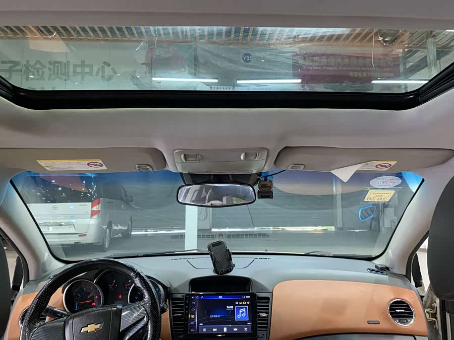 Chevrolet Cruze 2012 изображение автомобиля #17