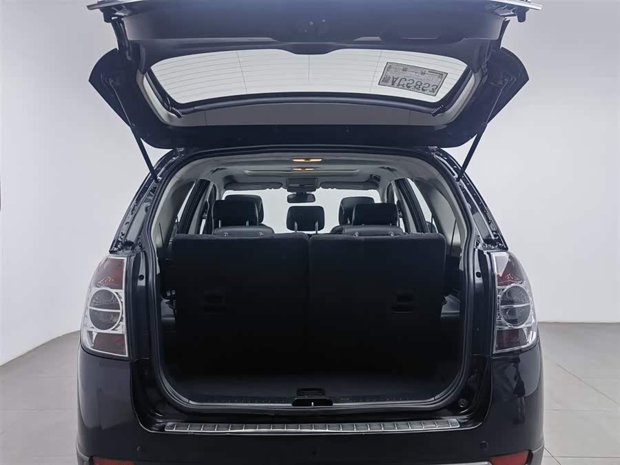 Chevrolet Captiva 2012 car image #17