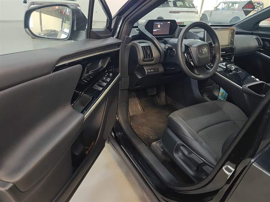 丰田 一汽丰田bZ4X 2023 汽车图片 #17