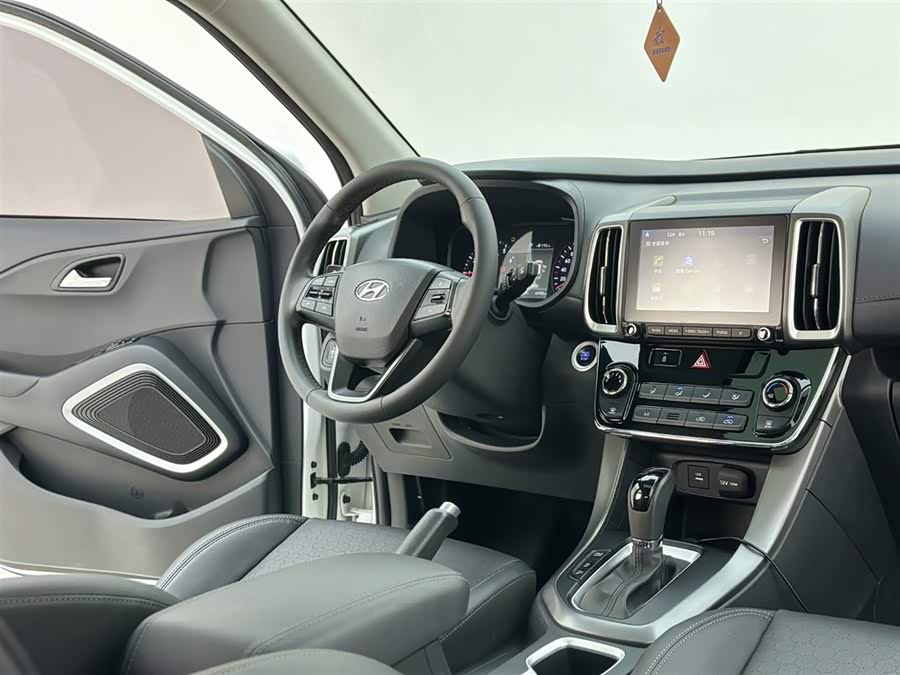 Hyundai ix35 2018 #17 Hyundai ix35 2018 car image #17