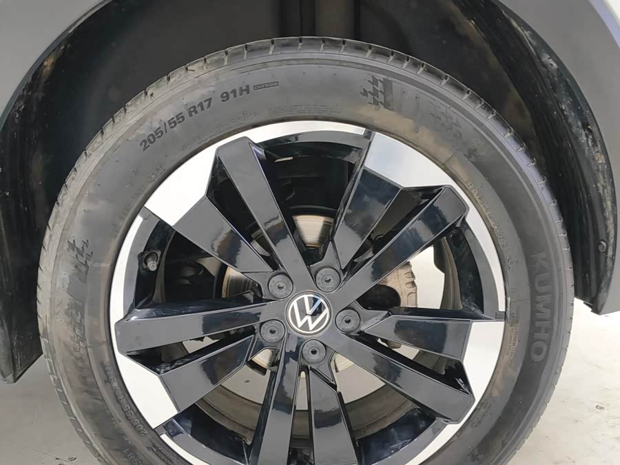 Volkswagen Tacqua 2022 car image #17