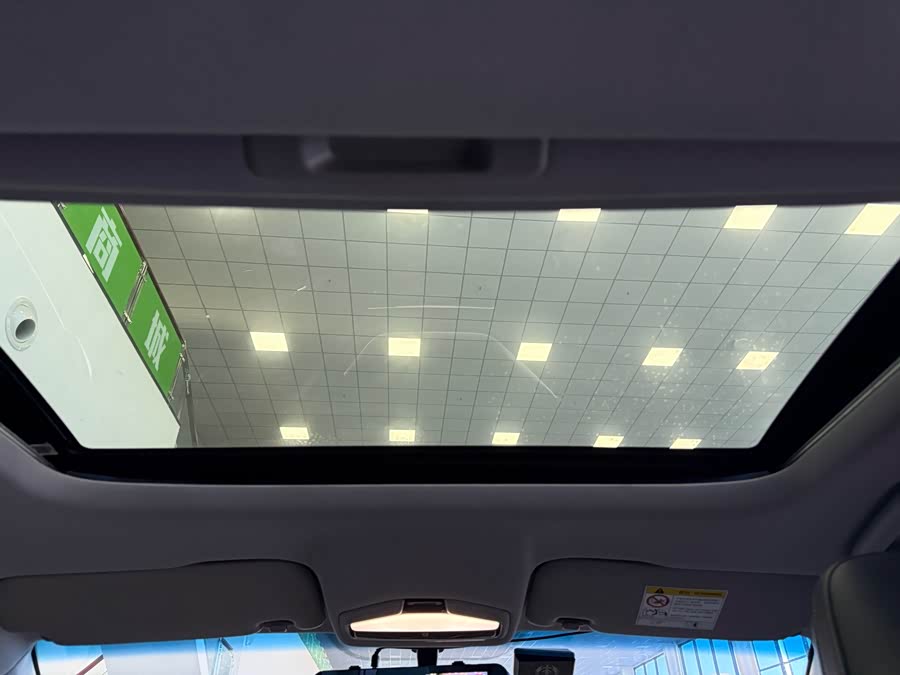 GEELY Emgrand S 2022 #17 GEELY Emgrand S 2022 car image #17