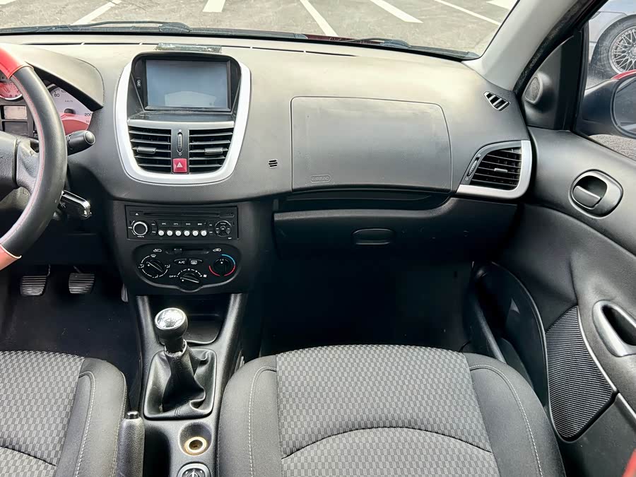 标致 标致207 2012 汽车图片 #17