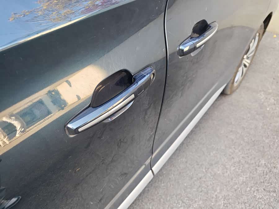 GAC Trumpchi M8 2018 car image #17