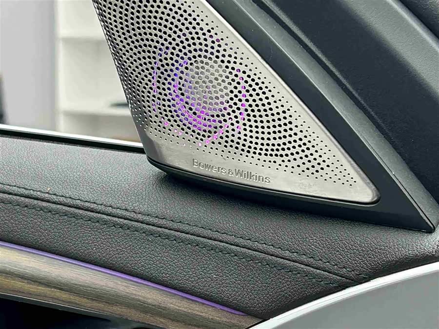 BMW 5 Series New Energy 2019 car image #17