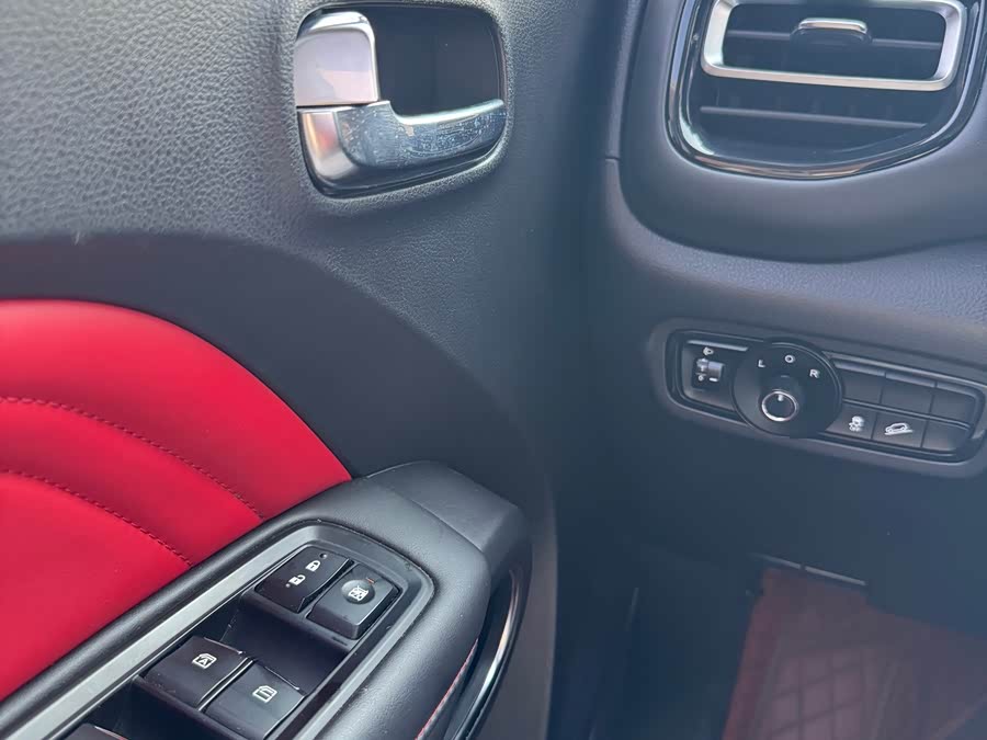 GAC Trumpchi GS3 2021 car image #17