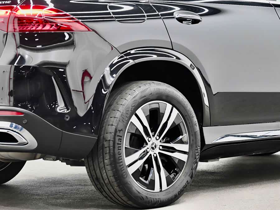 Mercedes-Benz GLE Class New Energy 2023 car image #17