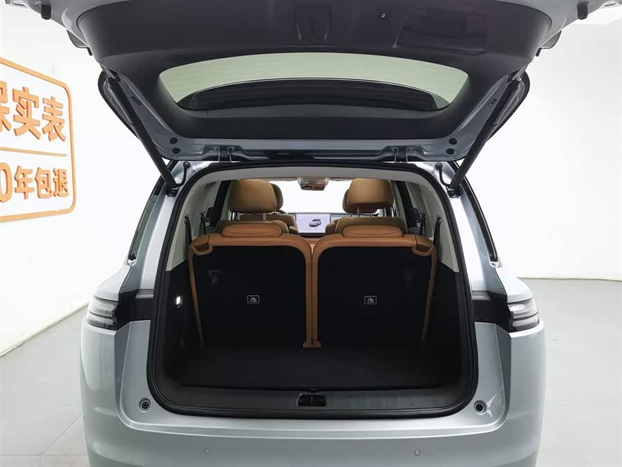Leapmotor C16 2024 car image #17