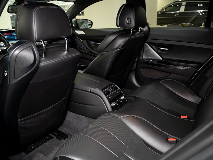 BMW M6 2019 image de voiture #17