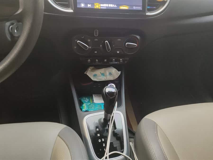 起亚 焕驰 2019 汽车图片 #17