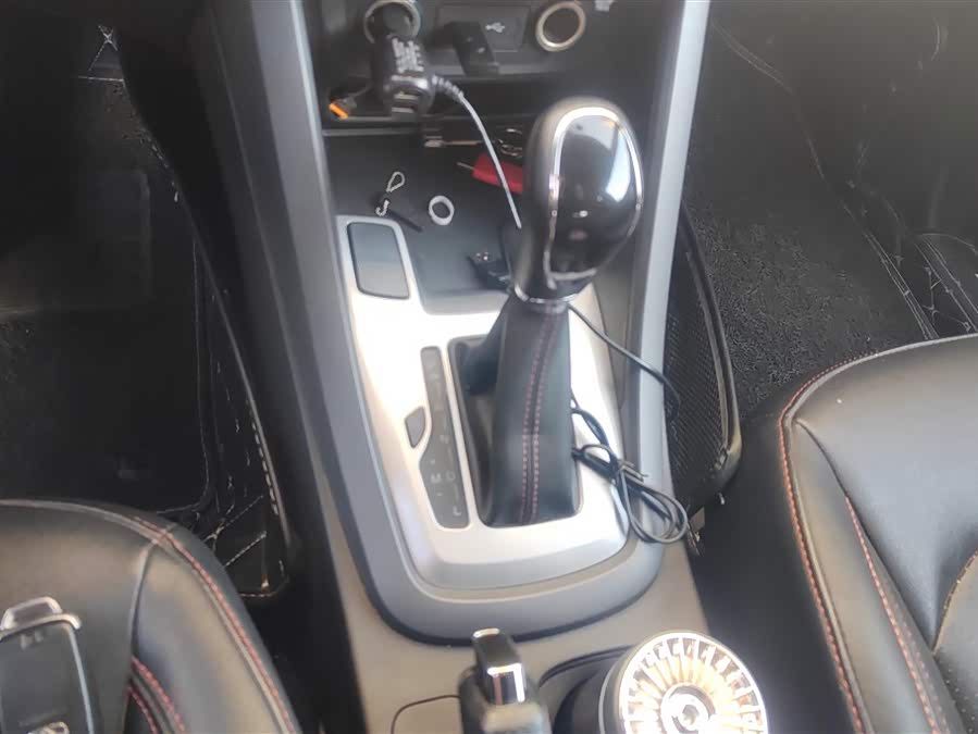 Kaiyi X5 2018 car image #17