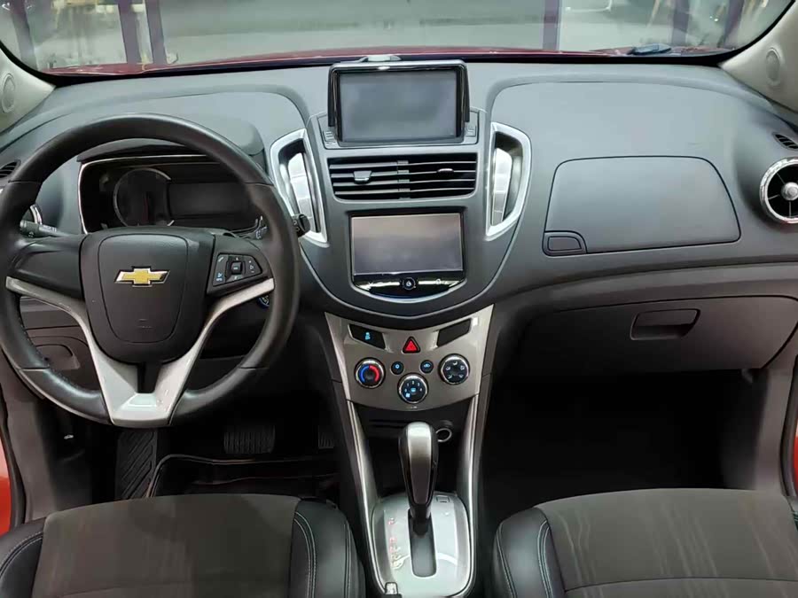 Chevrolet Tracker 2015 #17 Chevrolet Tracker 2015 car image #17