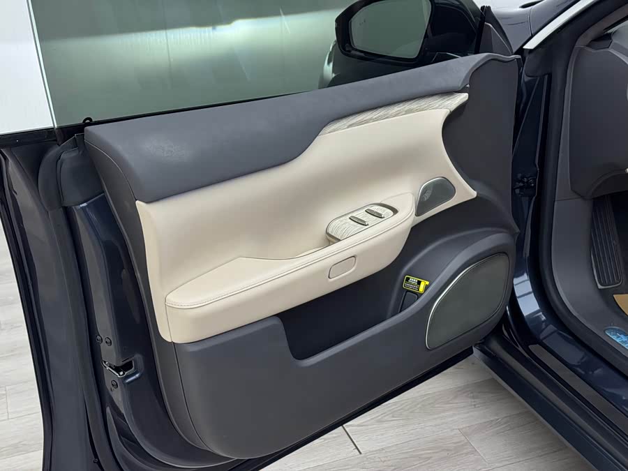 蔚来 蔚来ET7 2022 汽车图片 #17