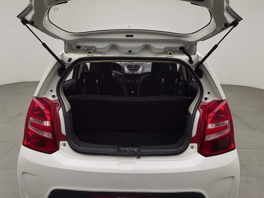 Suzuki 2014 car image #17
