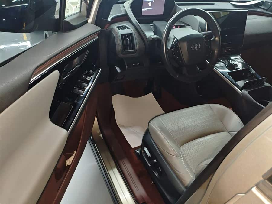 Toyota bZ4X 2022 immagine di auto #17