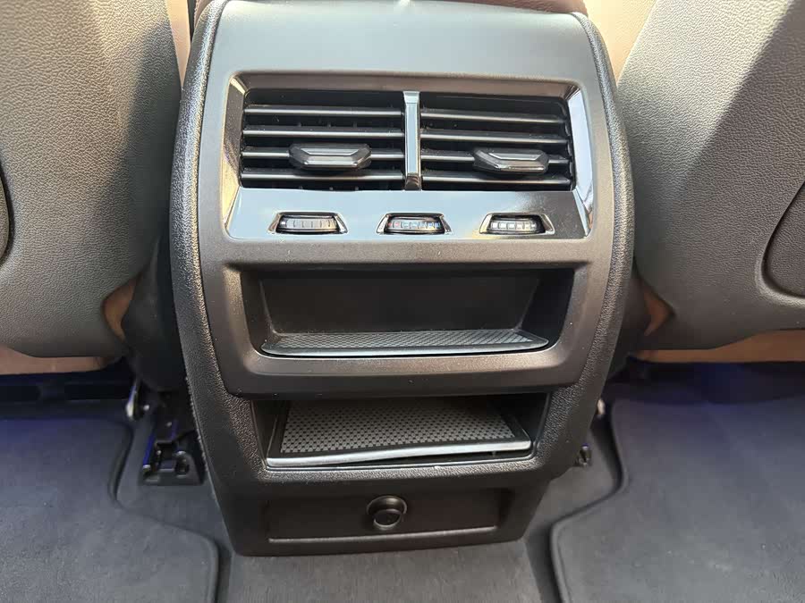 BMW X5 (Imported) 2020 #17 BMW X5 (Imported) 2020 car image #17