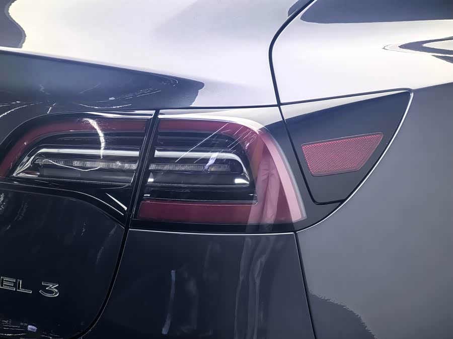 Tesla Model Y 2022 #17 Tesla Model Y 2022 car image #17