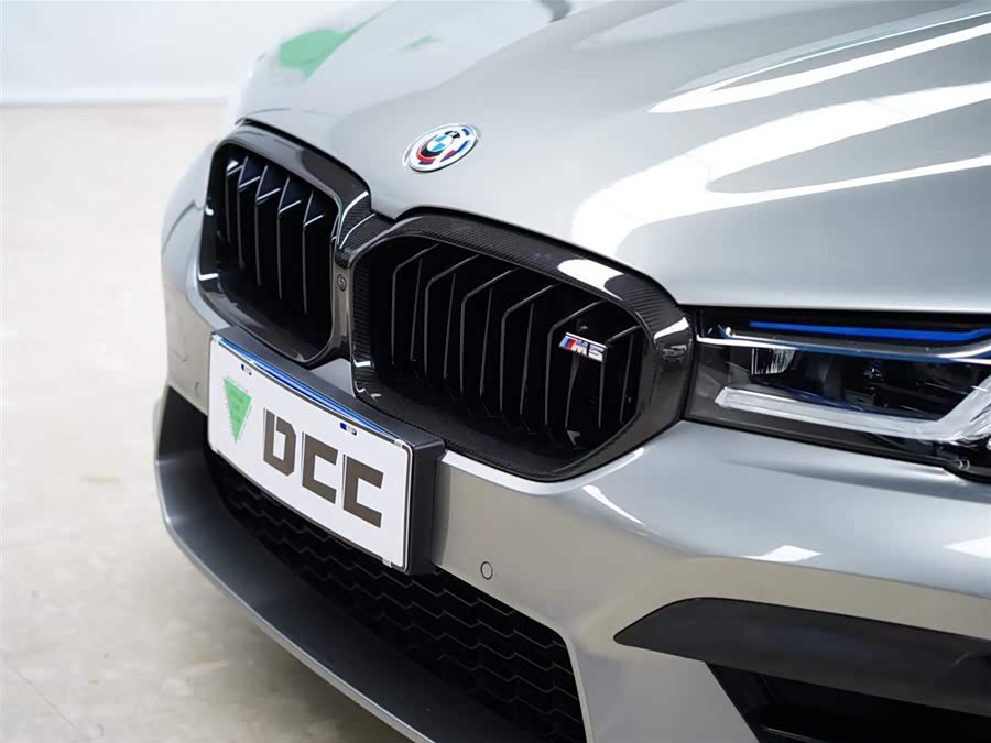 BMW M5 2022 صورة سيارة #17