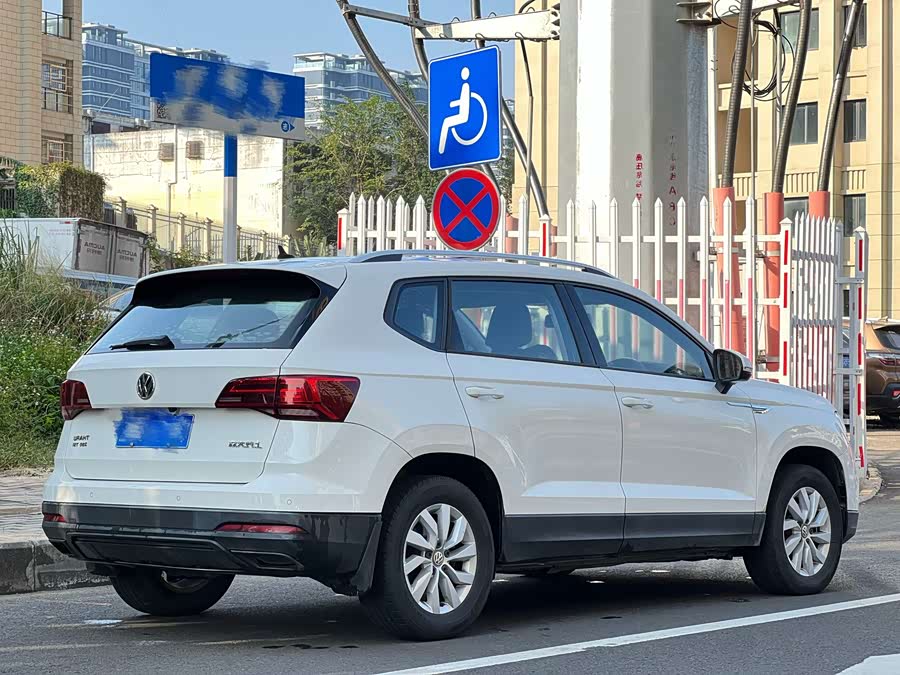 Volkswagen Tharu 2018 immagine di auto #17